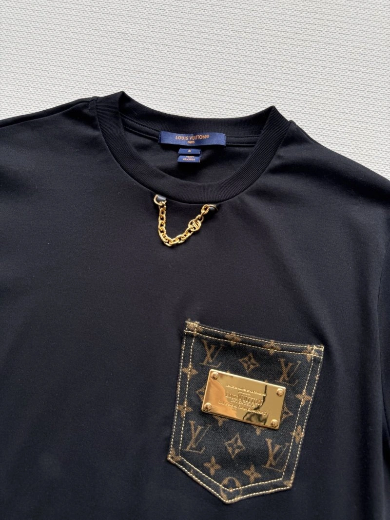Louis Vuitton T-Shirts WellDesigned 131538