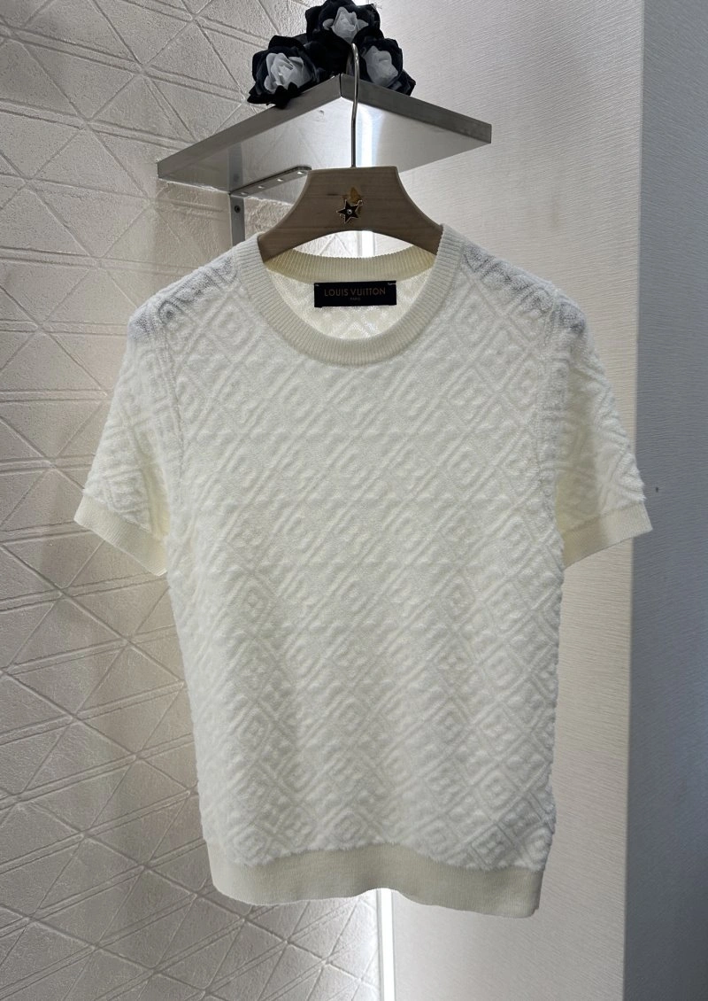 Soft Louis Vuitton T-Shirts 131548