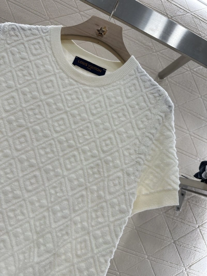 Soft Louis Vuitton T-Shirts 131548