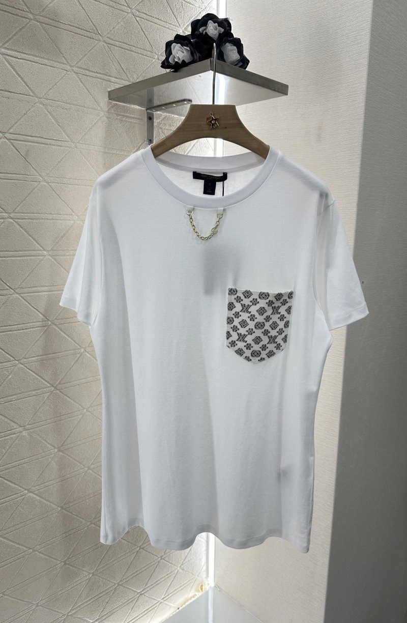 Louis Vuitton T-Shirts Vibrant 131552