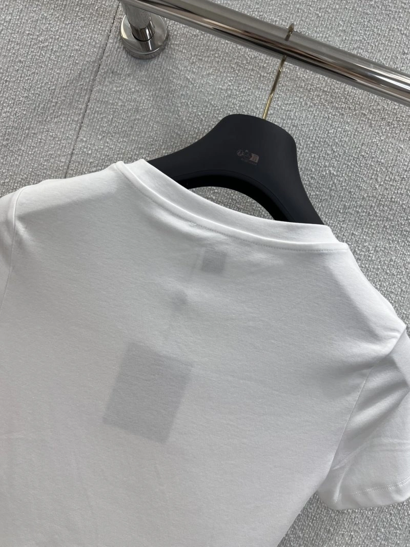 Trendsetting Louis Vuitton T-Shirts 131530