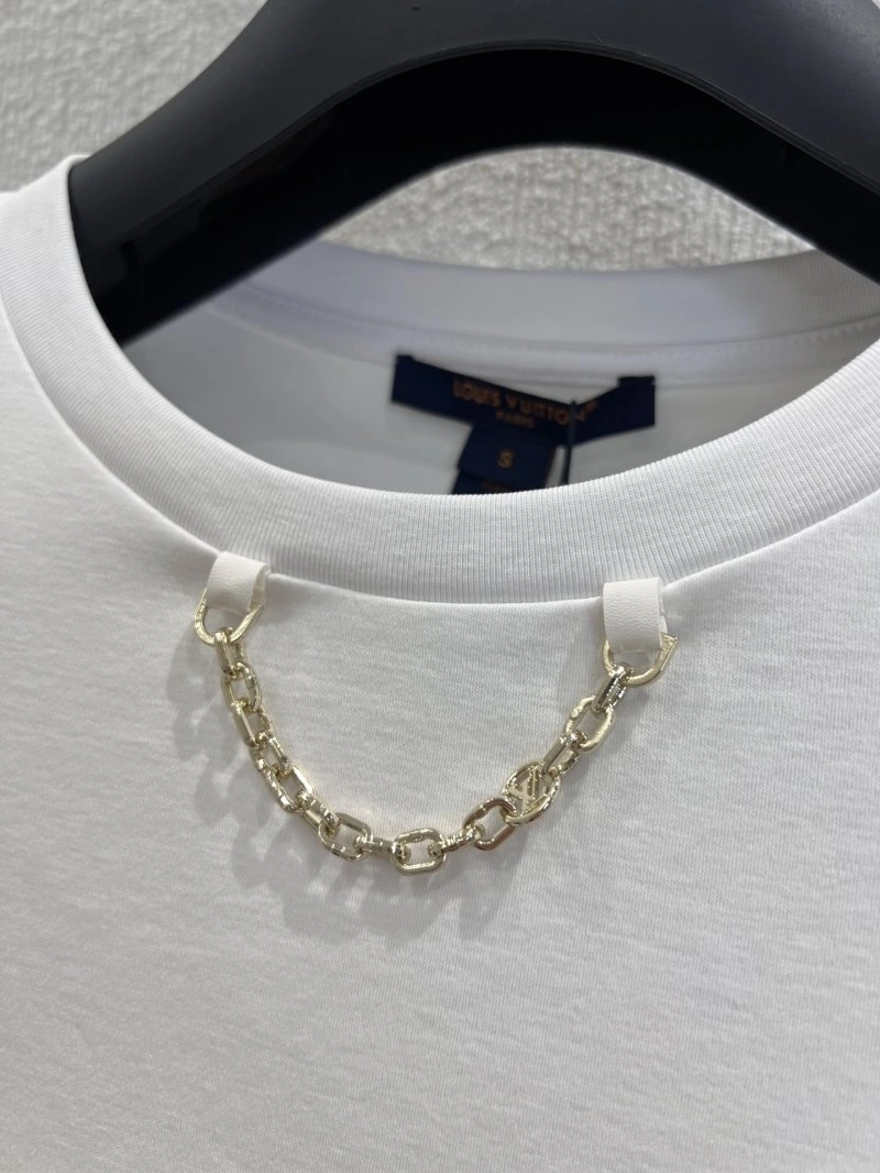 Trendsetting Louis Vuitton T-Shirts 131530