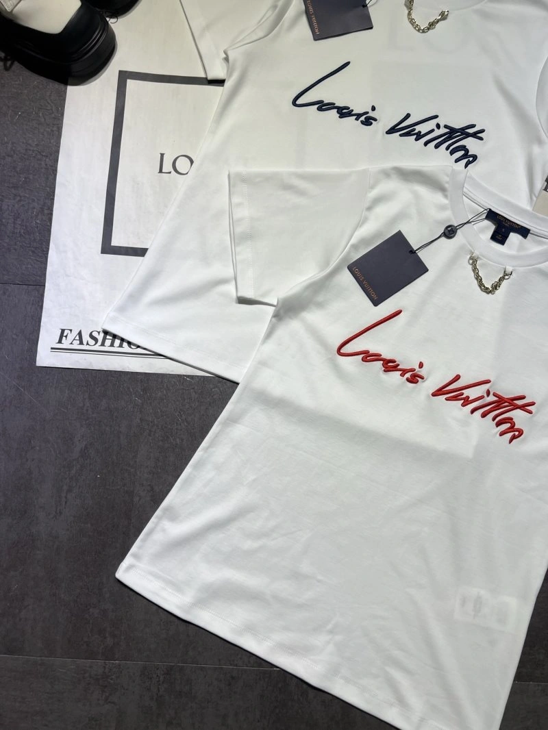 HighQuality Louis Vuitton T-Shirts 131527