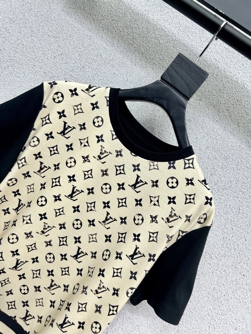 Louis Vuitton T-Shirts StreetReady 131528