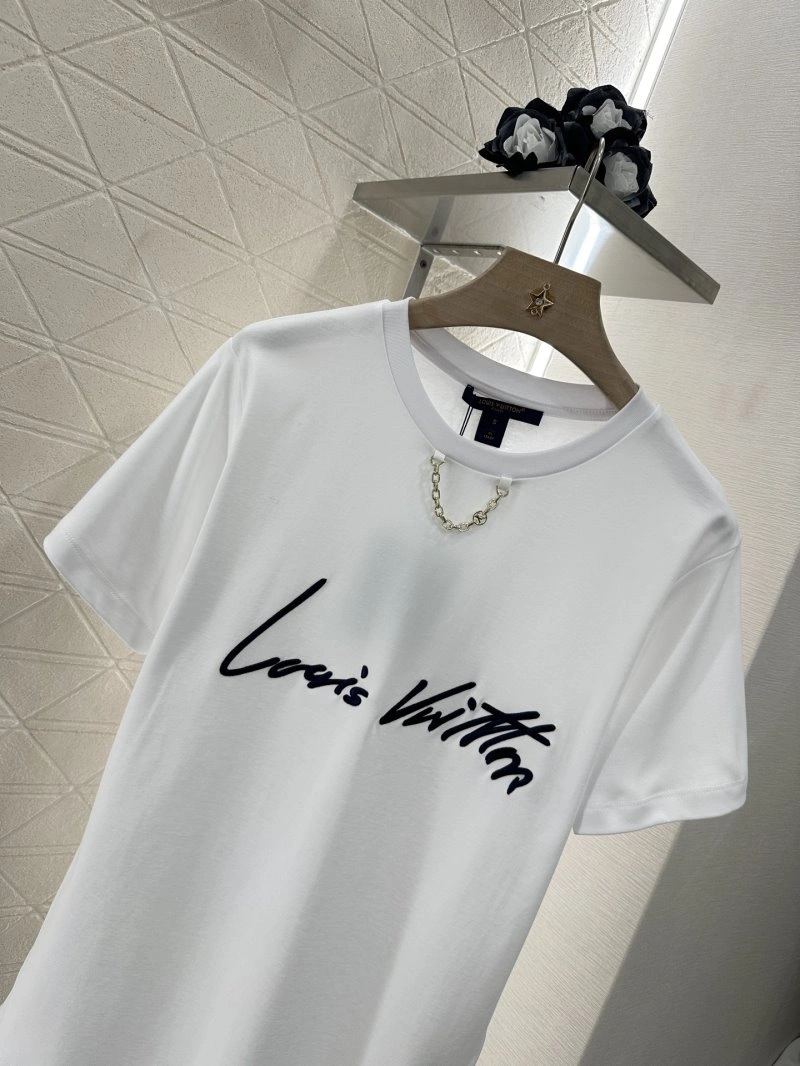 Lightweight Louis Vuitton T-Shirts 131520