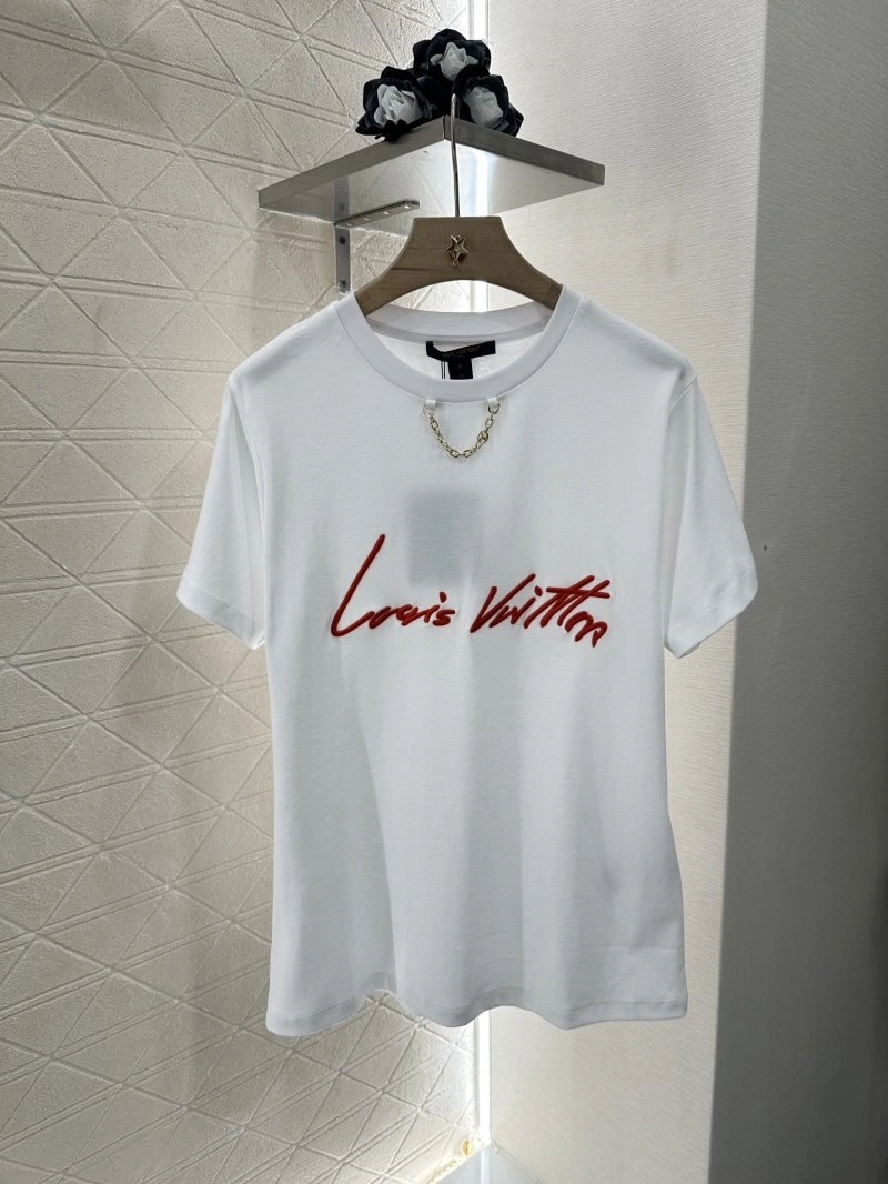 Resilient Louis Vuitton T-Shirts 131519