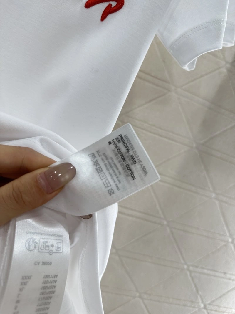 Resilient Louis Vuitton T-Shirts 131519
