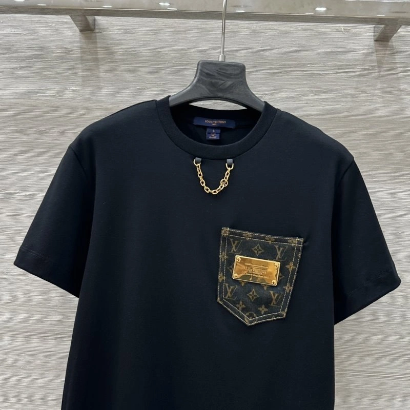 Louis Vuitton T-Shirts Timeless 131517
