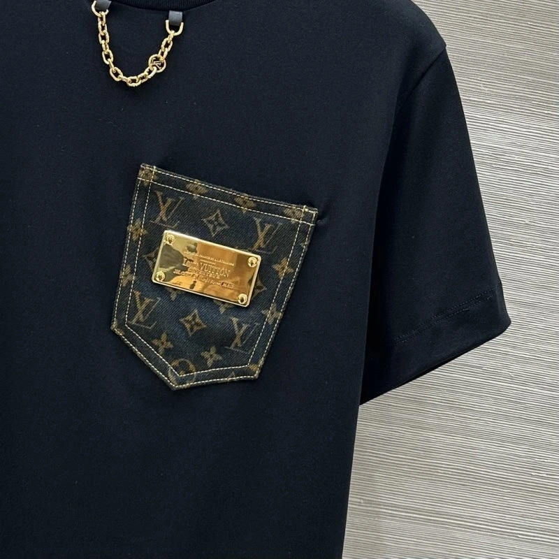 Louis Vuitton T-Shirts Timeless 131517