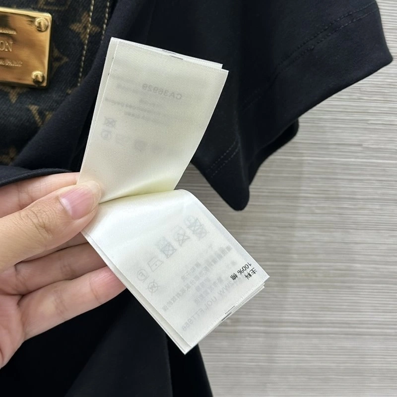 Louis Vuitton T-Shirts Timeless 131517