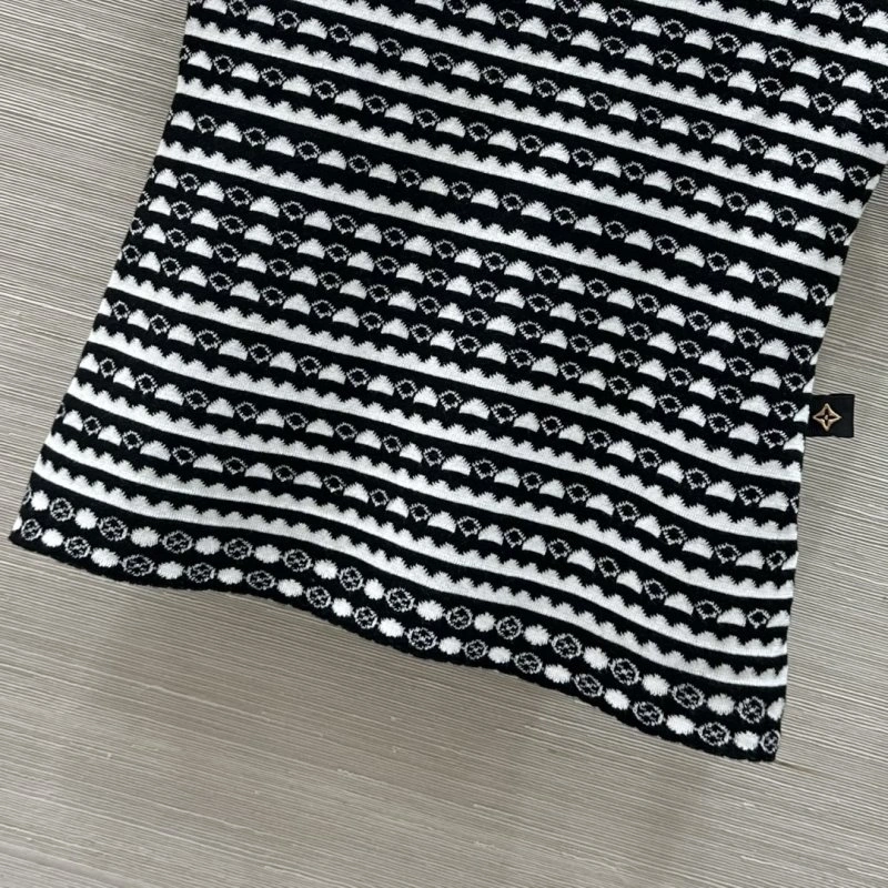 HighQuality Louis Vuitton T-Shirts 131521