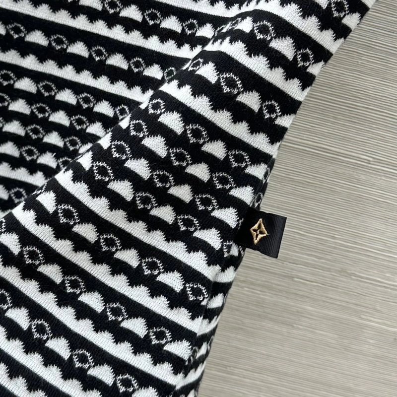 HighQuality Louis Vuitton T-Shirts 131521