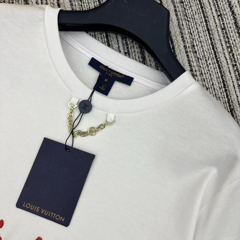 SportInspired Louis Vuitton T-Shirts 131514