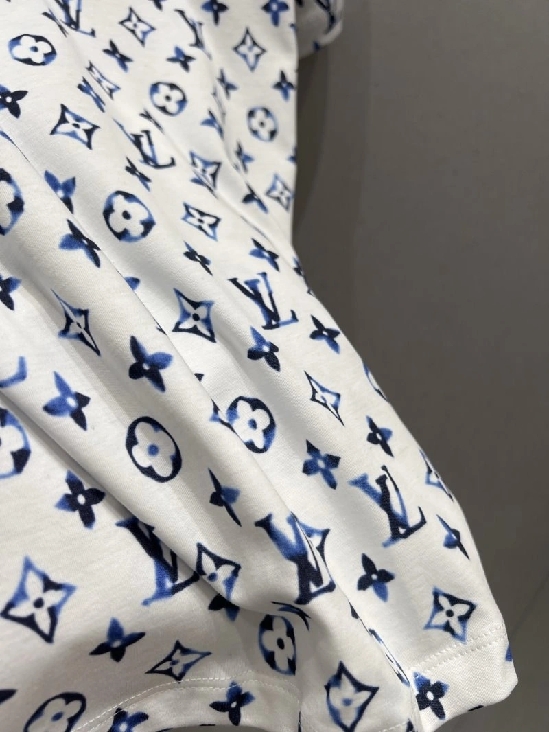 Louis Vuitton T-Shirts Bright 130594