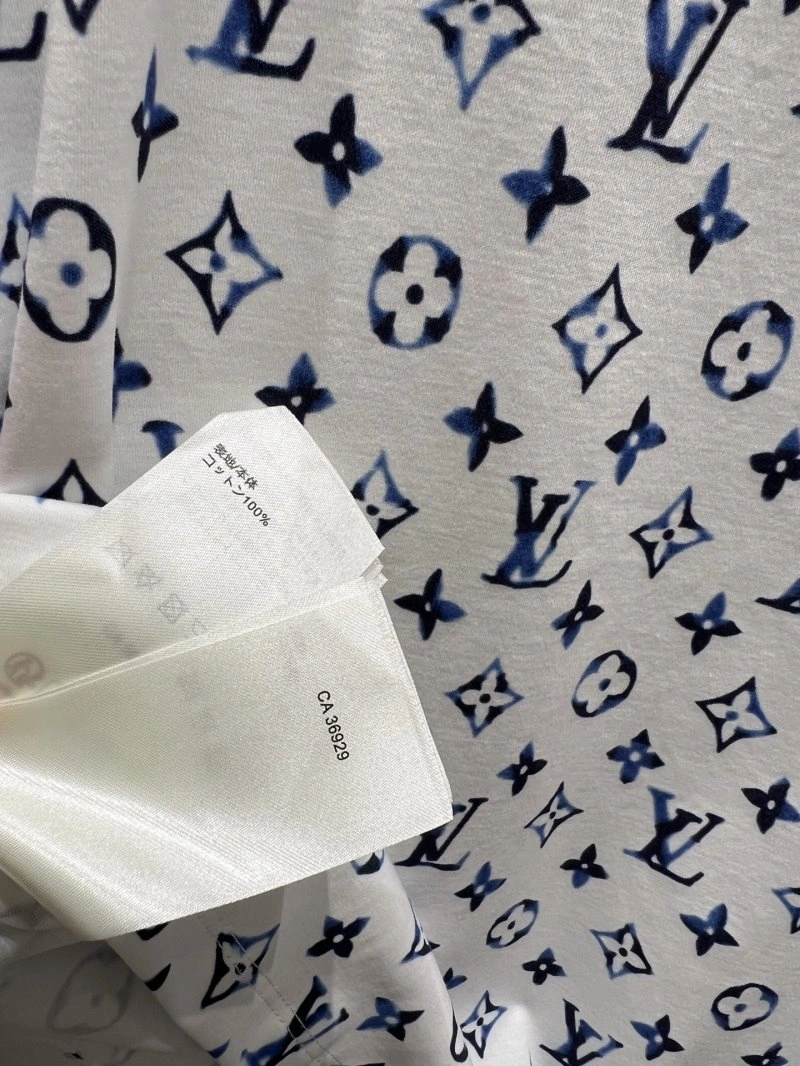 Louis Vuitton T-Shirts Bright 130594