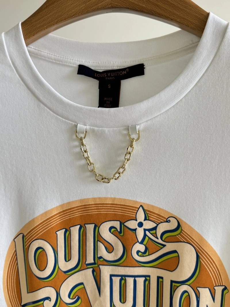 Louis Vuitton T-Shirts Refined 130591
