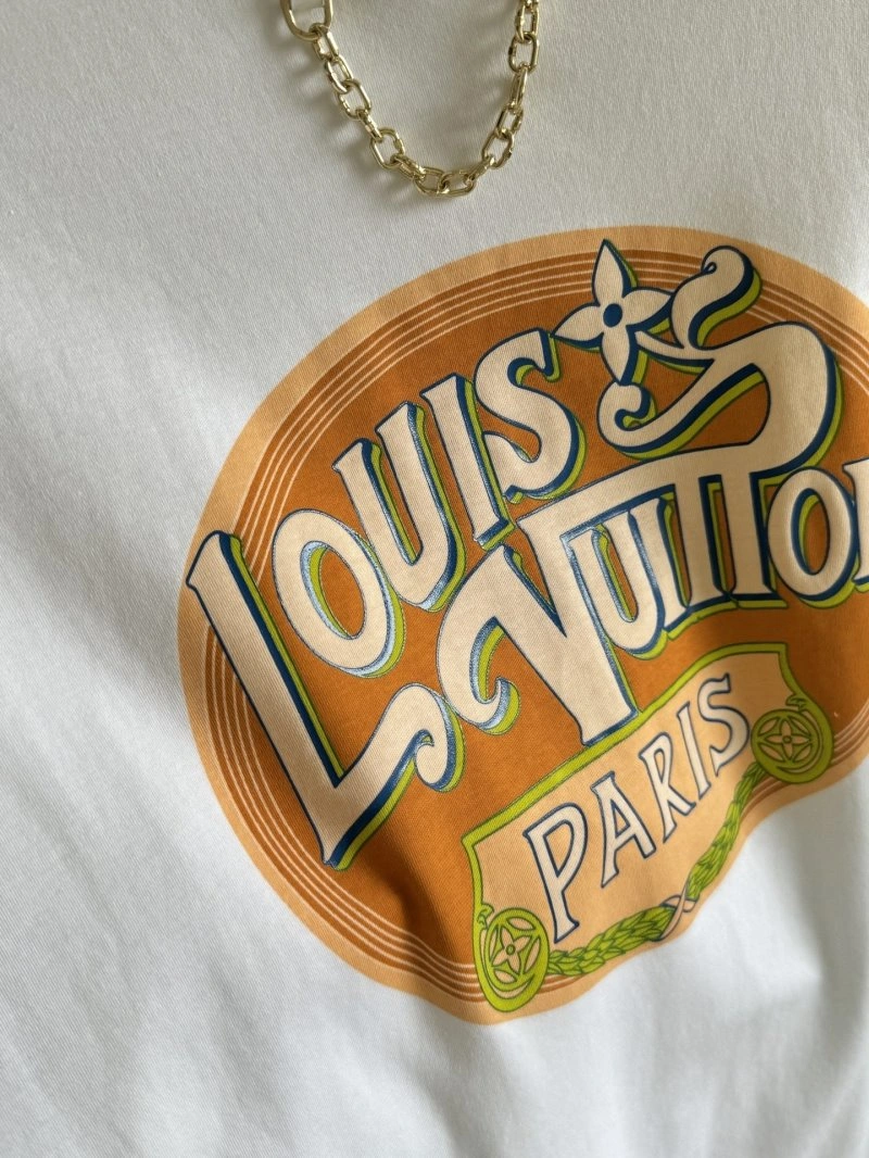 Louis Vuitton T-Shirts Refined 130591
