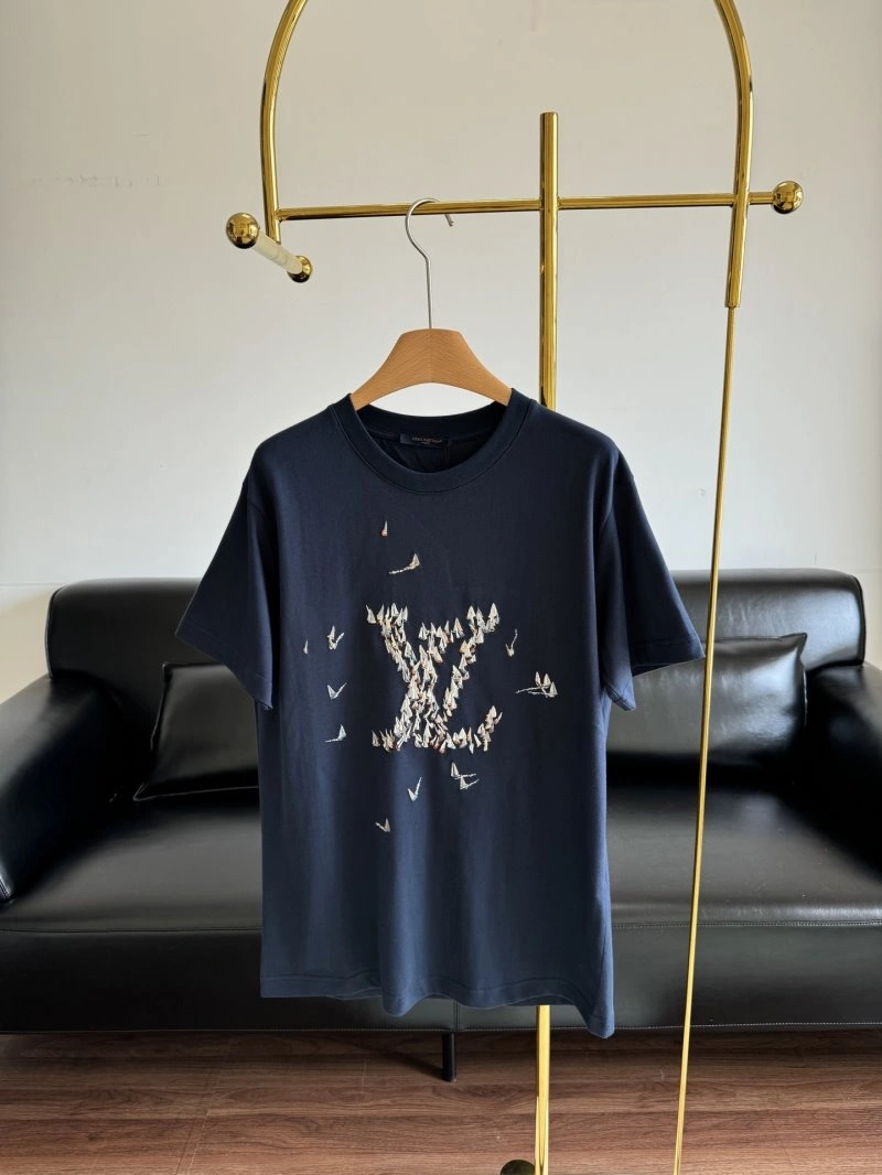 Functional Louis Vuitton T-Shirts 130605