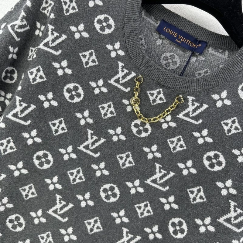 AllSeason Louis Vuitton T-Shirts 130607
