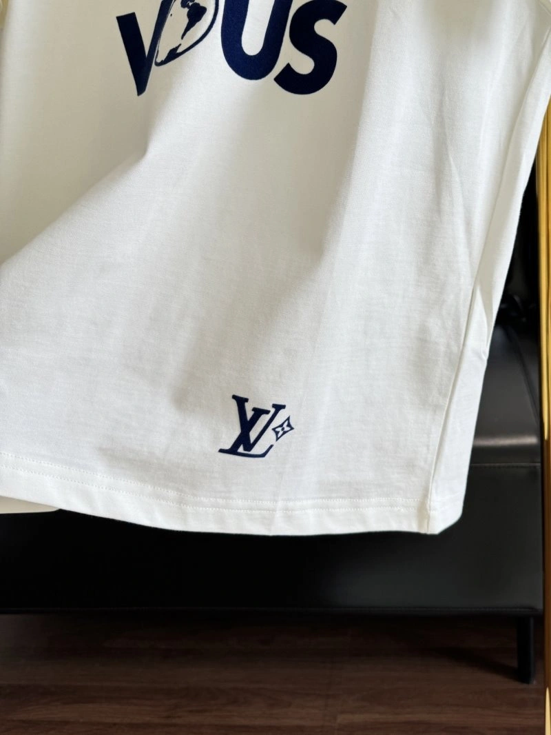 Louis Vuitton T-Shirts GoodFit 130596