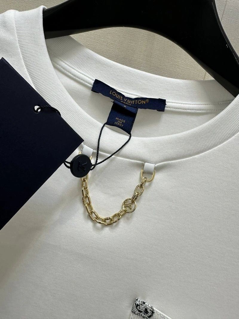 GoAnywhere Louis Vuitton T-Shirts 130600