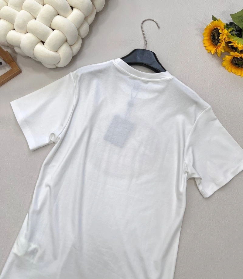 Louis Vuitton T-Shirts Stretchable 130583