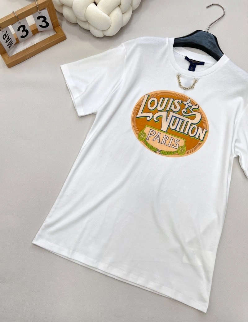 Louis Vuitton T-Shirts Stretchable 130583