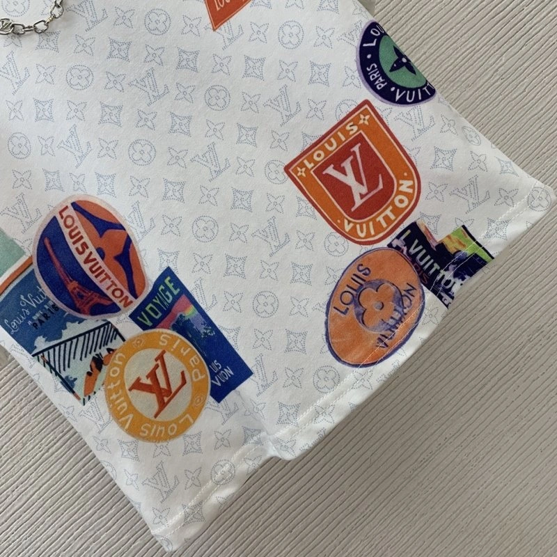 Louis Vuitton T-Shirts MultiPurpose 130610