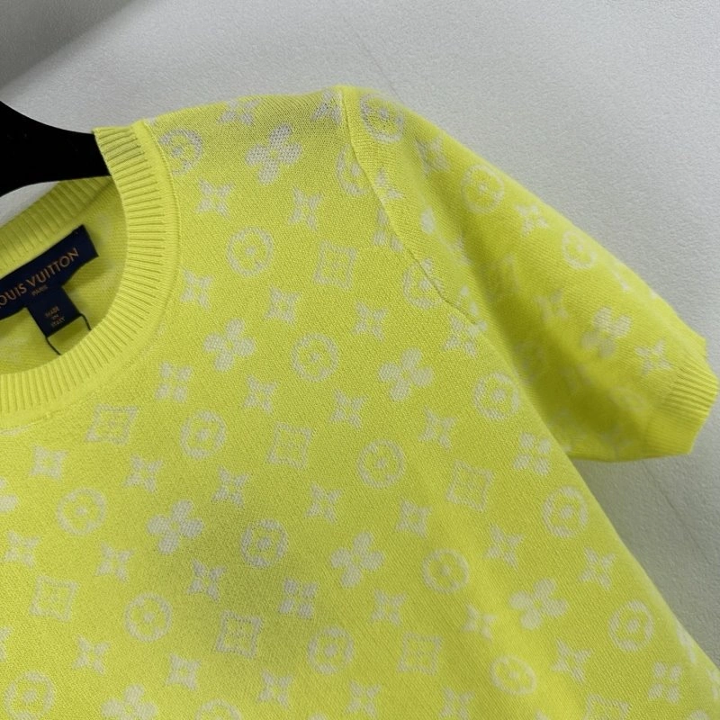 Louis Vuitton T-Shirts ComfortFit 130599