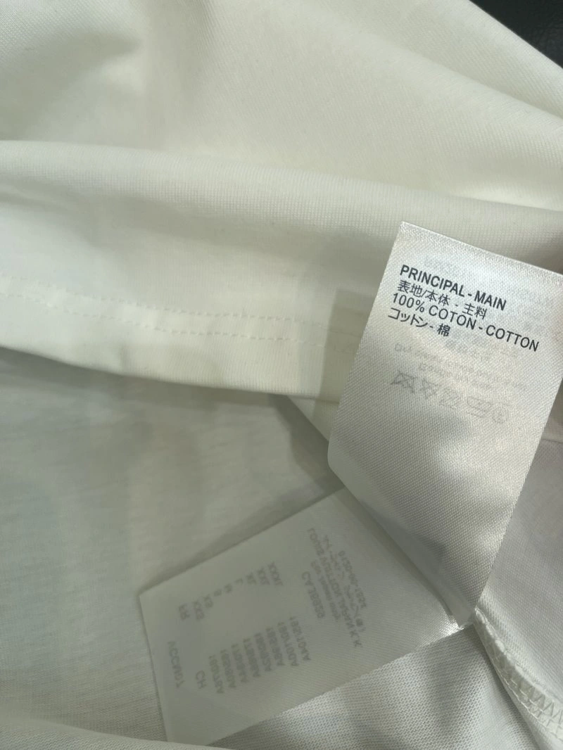 Louis Vuitton T-Shirts SmoothTexture 130579