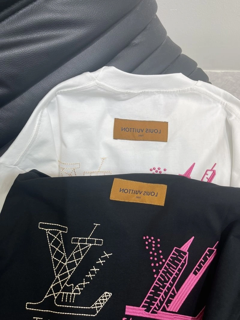 Louis Vuitton T-Shirts SmoothTexture 130579
