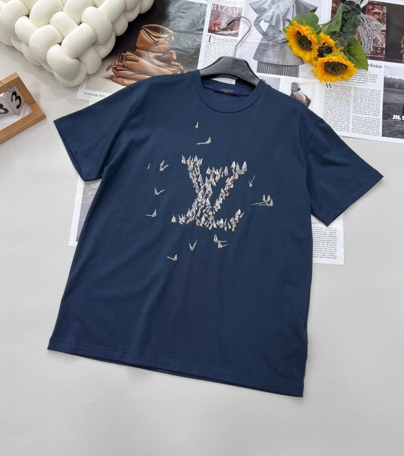 Louis Vuitton T-Shirts WeatherProof 130577