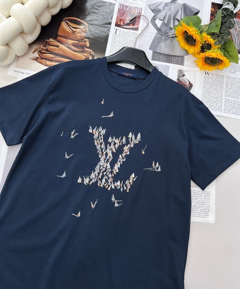 Louis Vuitton T-Shirts WeatherProof 130577