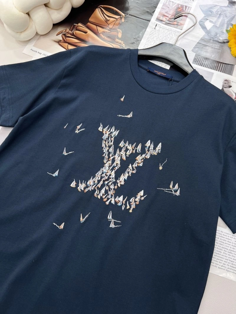 Louis Vuitton T-Shirts WeatherProof 130577