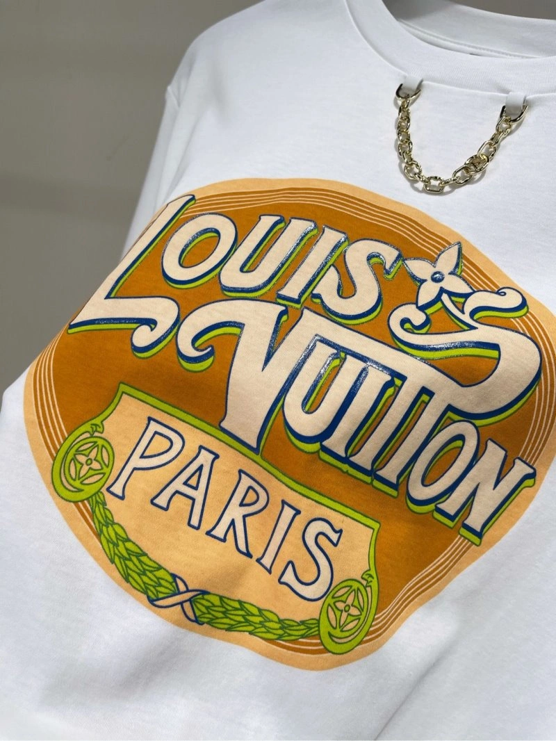Stylish Louis Vuitton T-Shirts 130578