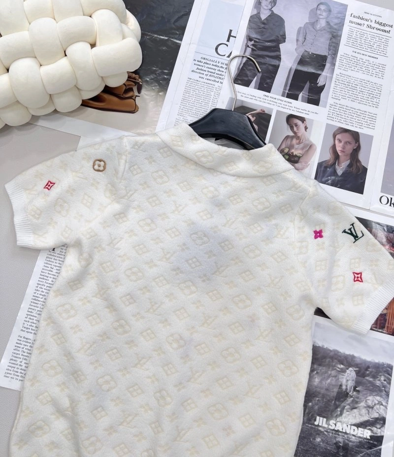 Louis Vuitton T-Shirts Trendsetting 130567