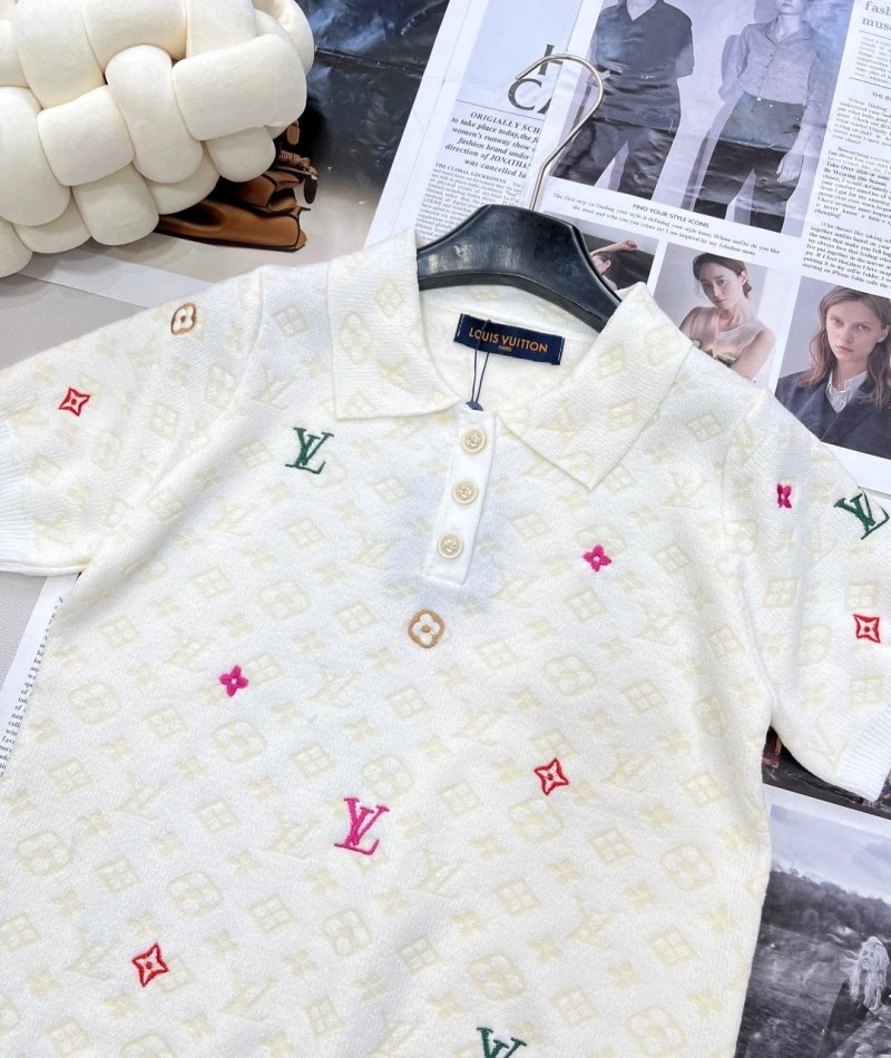 Louis Vuitton T-Shirts Trendsetting 130567