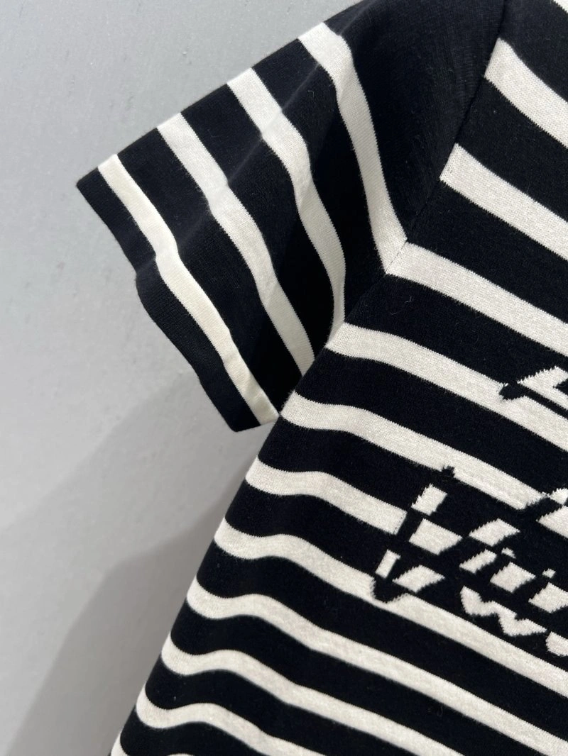 Louis Vuitton T-Shirts Premium 130559