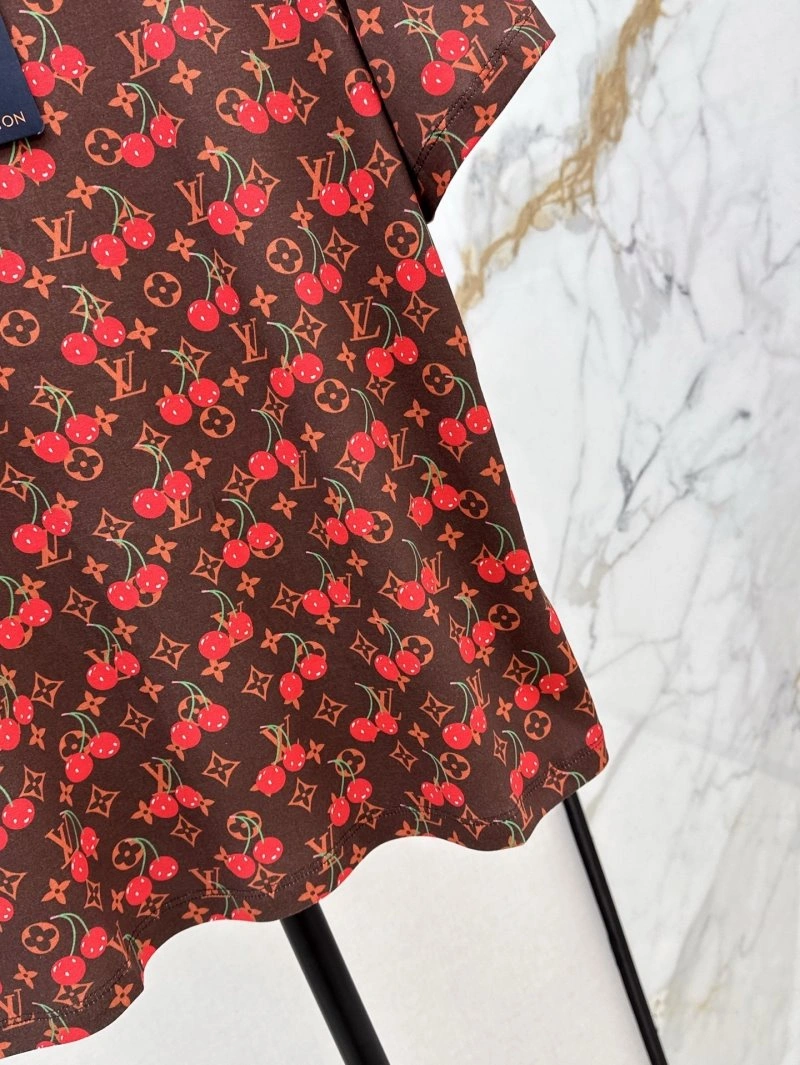 Affordable Louis Vuitton T-Shirts 130551