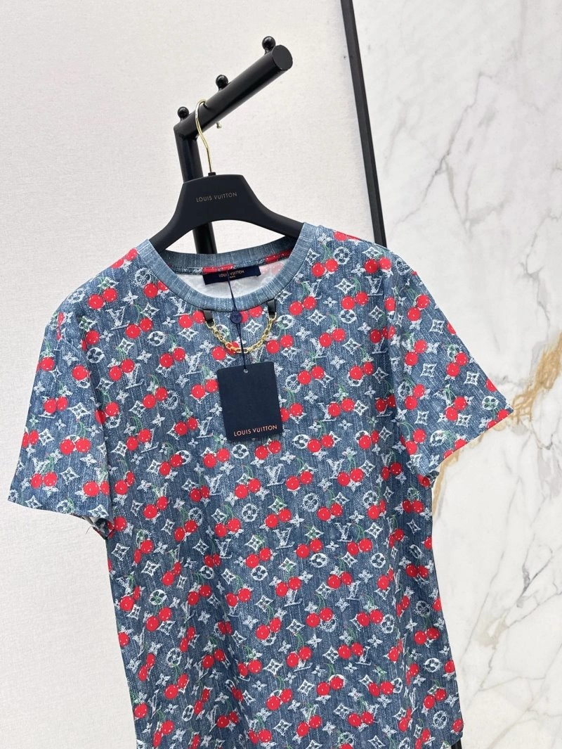 NewStyle Louis Vuitton T-Shirts 130548