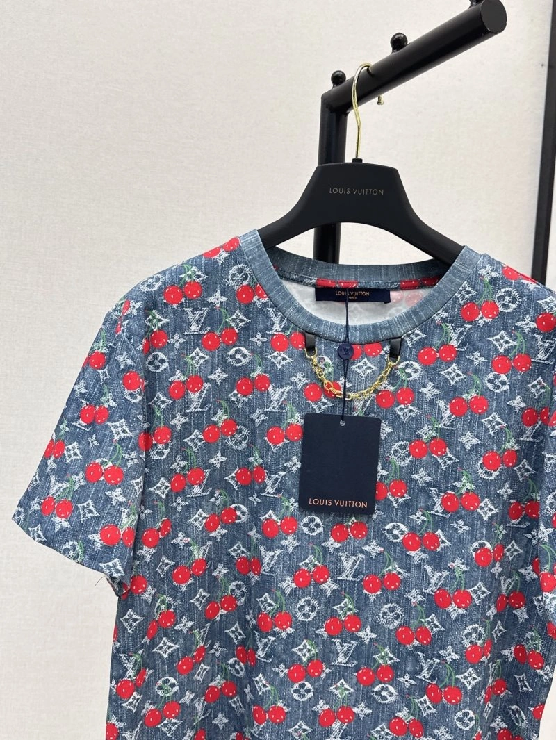 NewStyle Louis Vuitton T-Shirts 130548