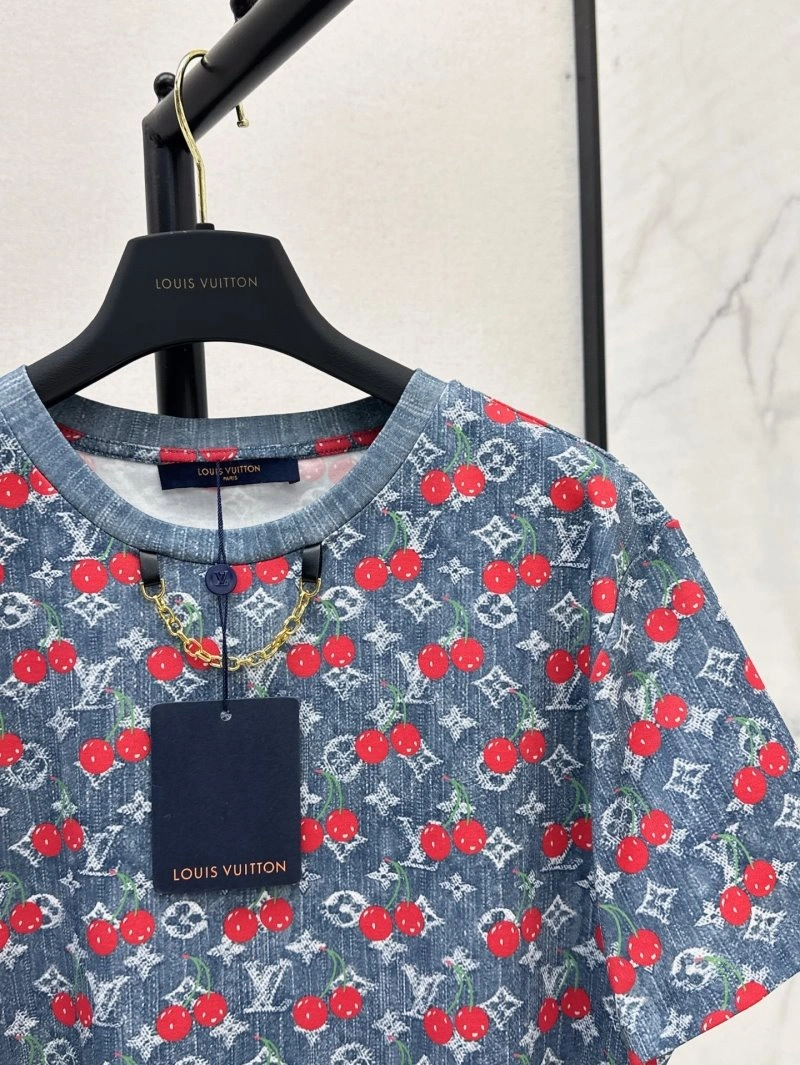 NewStyle Louis Vuitton T-Shirts 130548