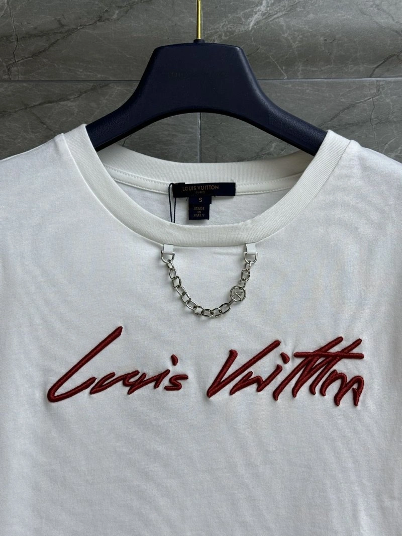 WeatherProof Louis Vuitton T-Shirts 130539