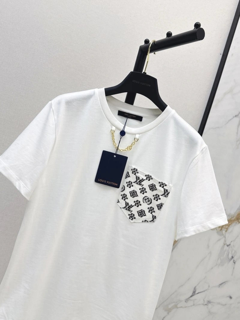 AllSeason Louis Vuitton T-Shirts 130546