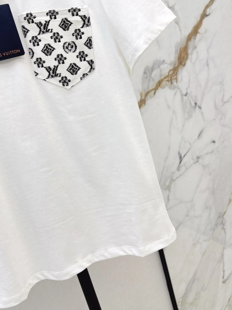 AllSeason Louis Vuitton T-Shirts 130546