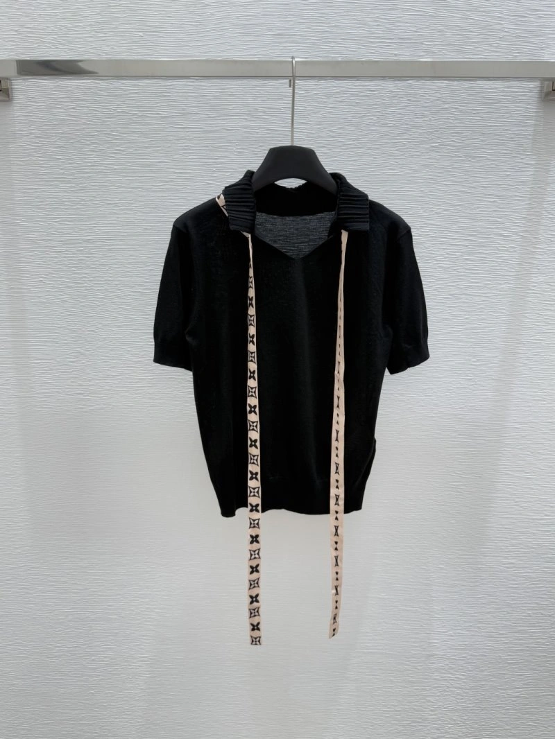 Versatile Louis Vuitton T-Shirts 130534
