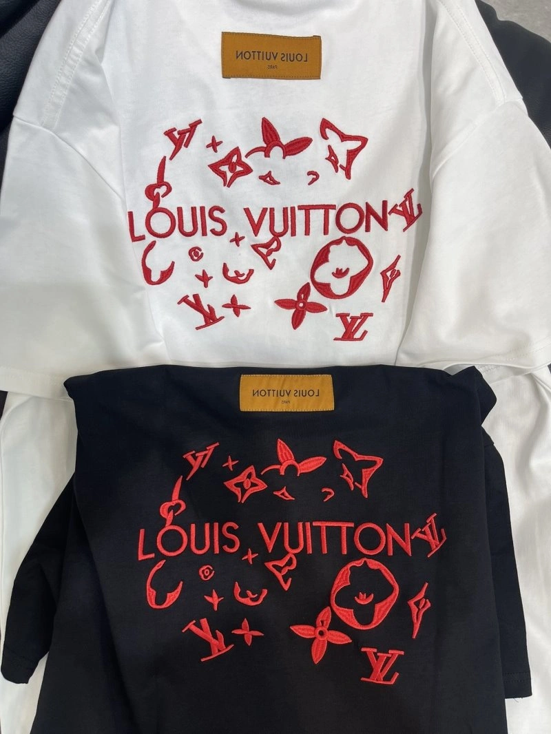 Stylish Louis Vuitton T-Shirts 130532