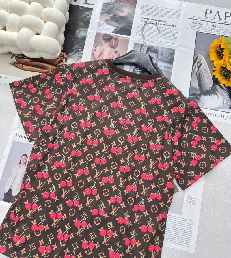 Popular Louis Vuitton T-Shirts 130529
