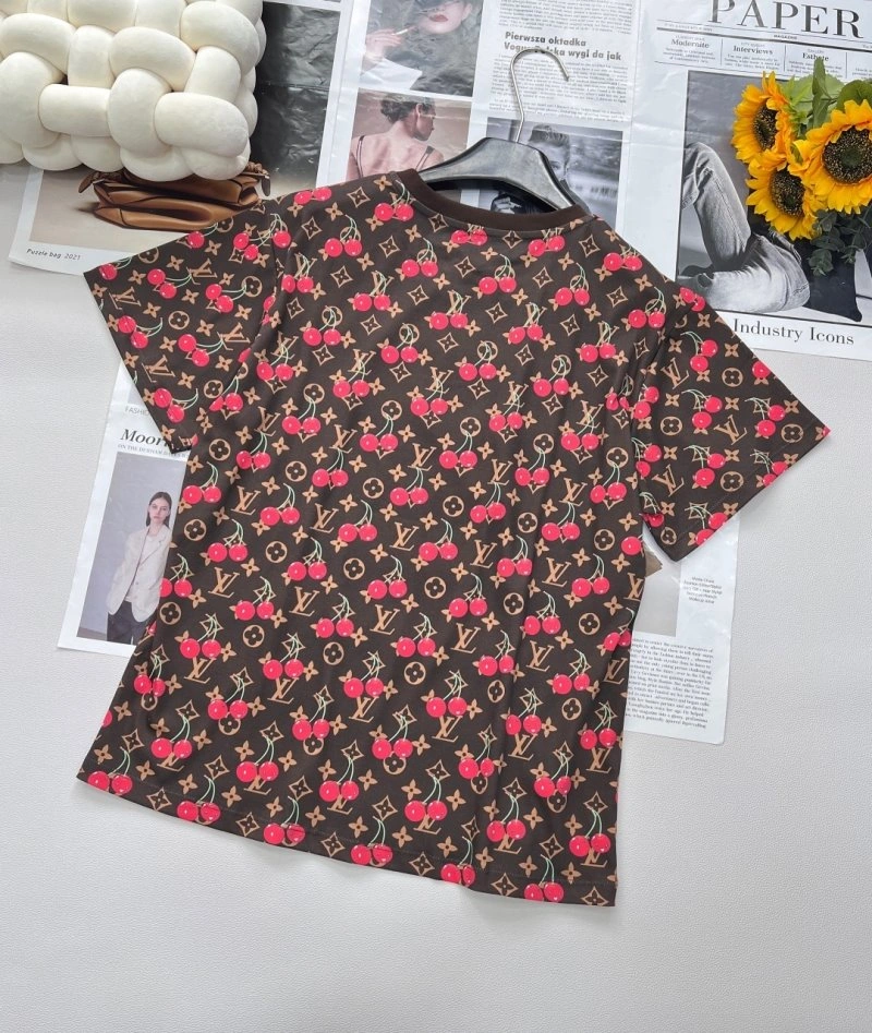 Popular Louis Vuitton T-Shirts 130529
