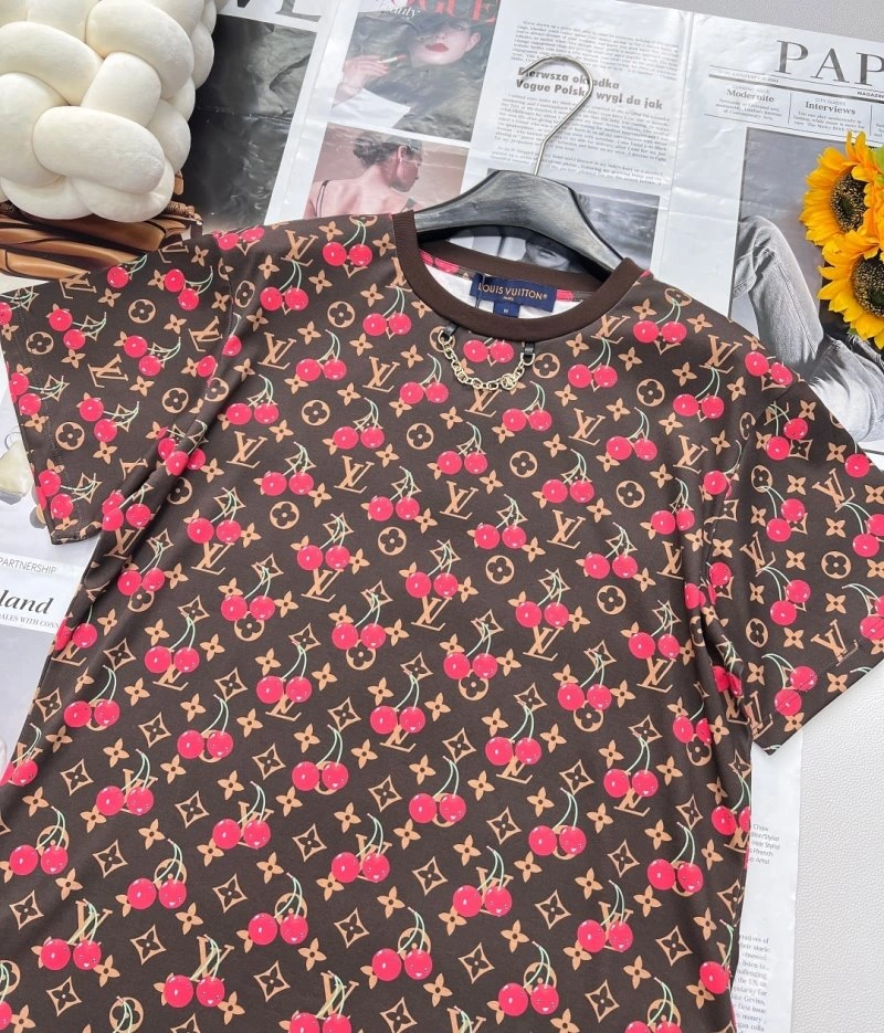 Popular Louis Vuitton T-Shirts 130529